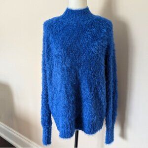 mySTYLE Fuzzy Blue Pullover Sweater
